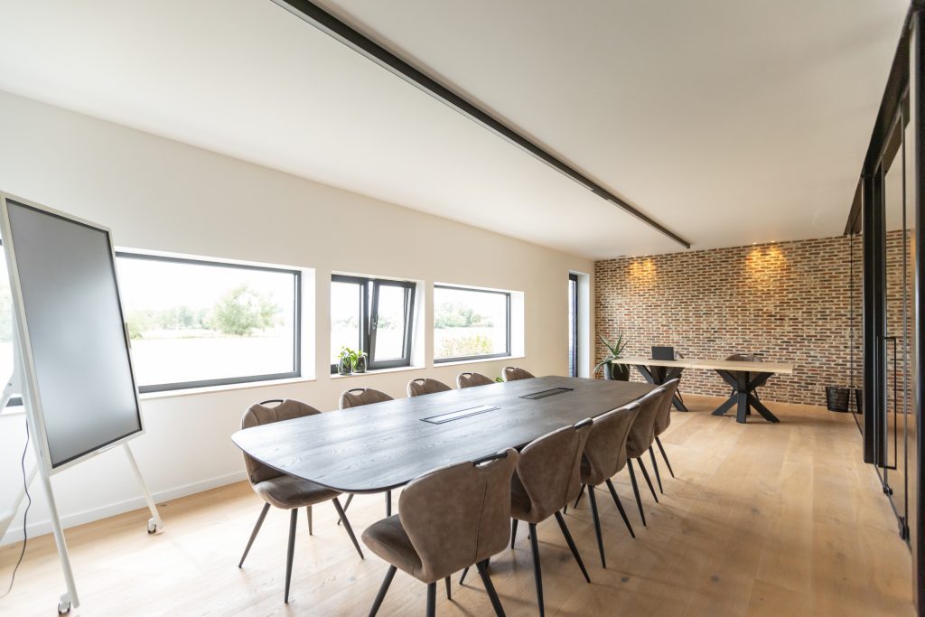 FarmForm - Interieur, Bowie's Boardroom